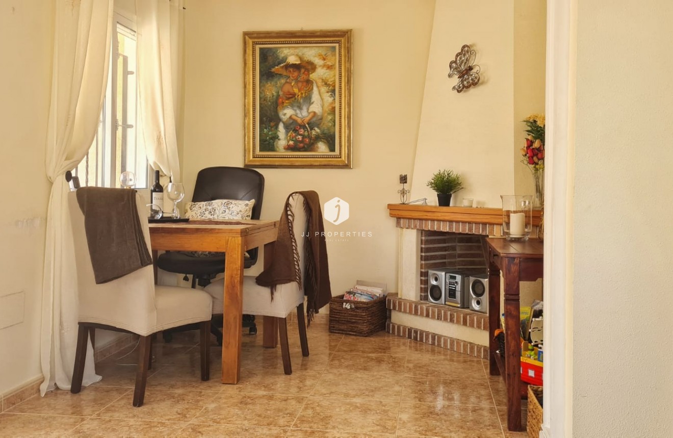 Resale - Villa -
Orihuela Costa - Costa Blanca