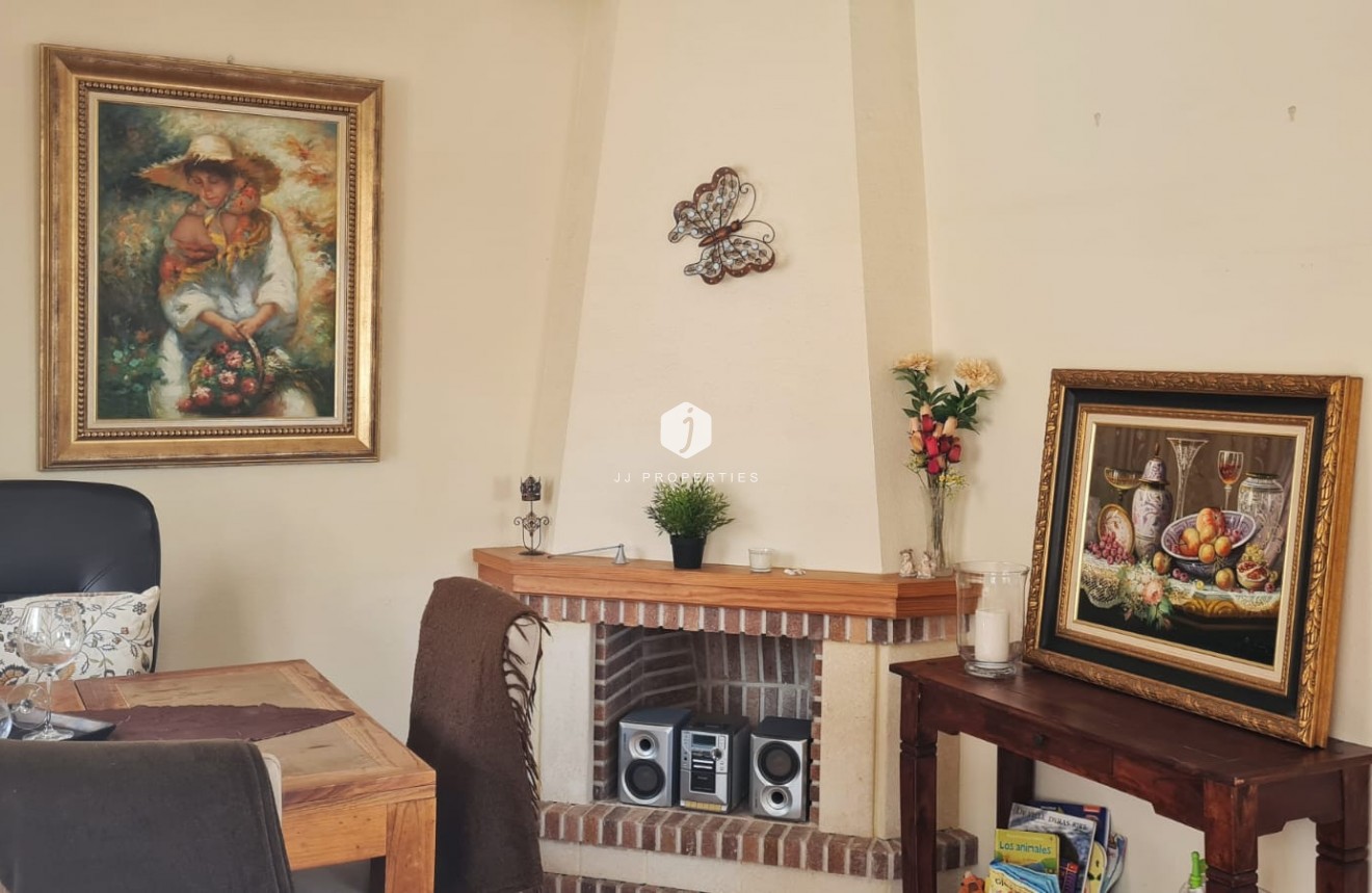 Resale - Villa -
Orihuela Costa - Costa Blanca