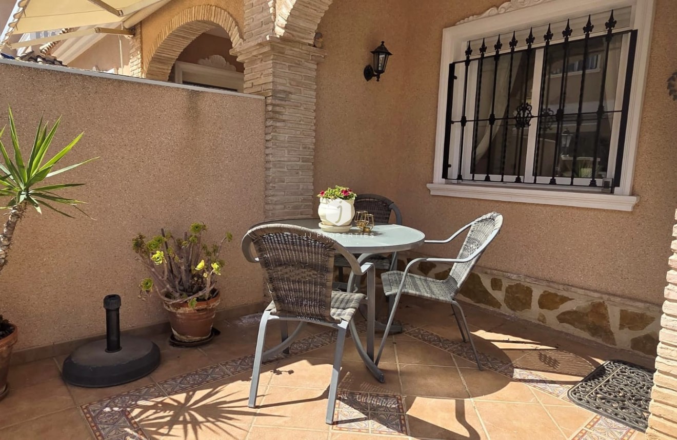Resale - Villa -
Orihuela Costa - Costa Blanca
