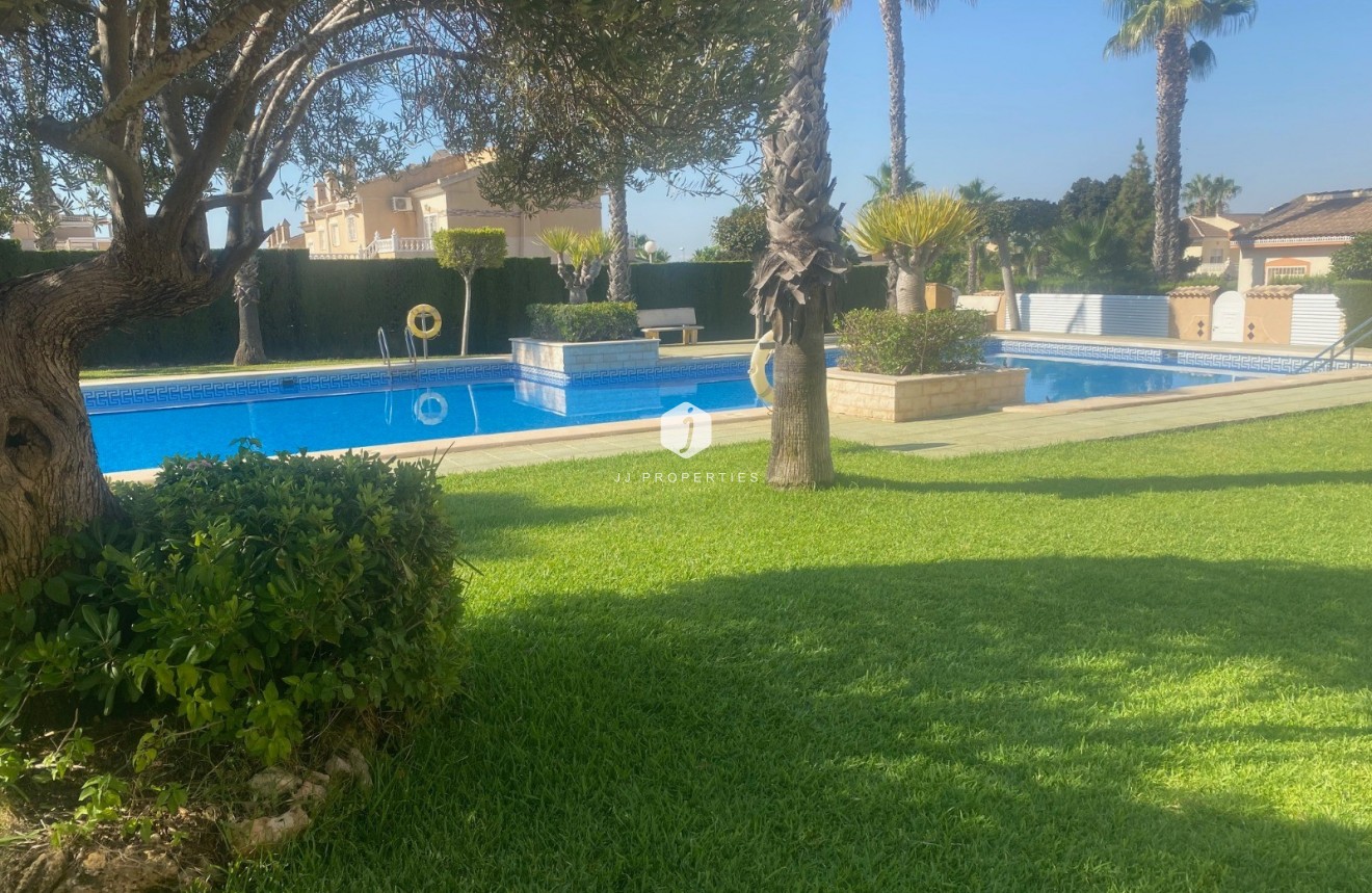 Resale - Chalet -
Ciudad Quesada - Costa Blanca