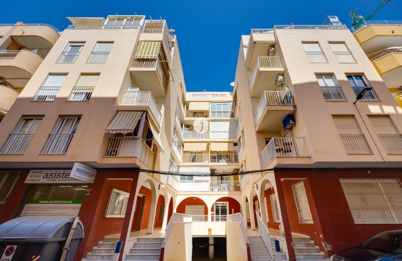 Resale - Apartment / flat -
Torrevieja - Estacion de autobuses