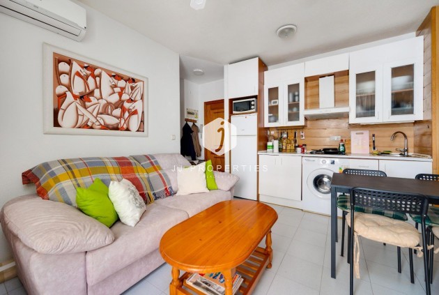 Resale - Apartment / flat -
Torrevieja - Estacion de autobuses