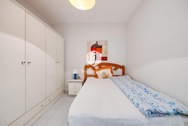 Resale - Apartment / flat -
Torrevieja - Estacion de autobuses