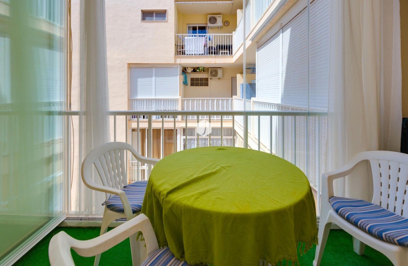 Resale - Apartment / flat -
Torrevieja - Estacion de autobuses