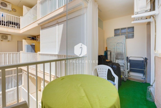 Resale - Apartment / flat -
Torrevieja - Estacion de autobuses