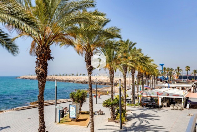 Resale - Apartment / flat -
Torrevieja - Estacion de autobuses