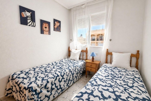 Aus zweiter Hand - Wohnung -
Torrevieja - Habaneras