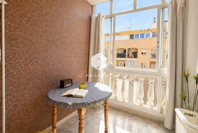 Aus zweiter Hand - Wohnung -
Torrevieja - Habaneras