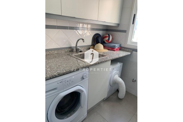 Segunda mano - Apartamento / piso -
Torrevieja - La Mata