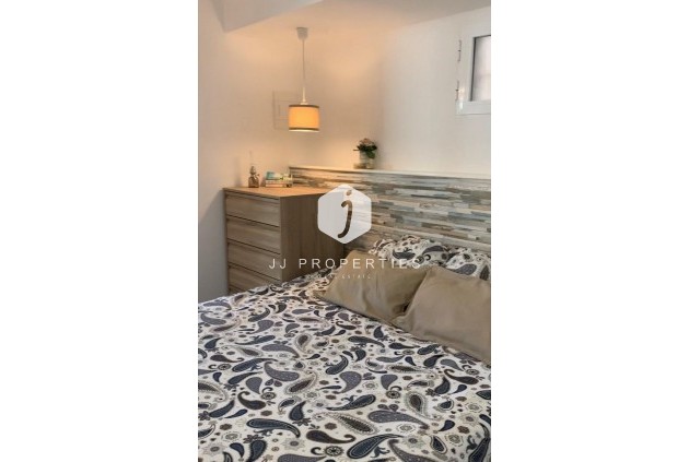 Segunda mano - Apartamento / piso -
Torrevieja - La Mata