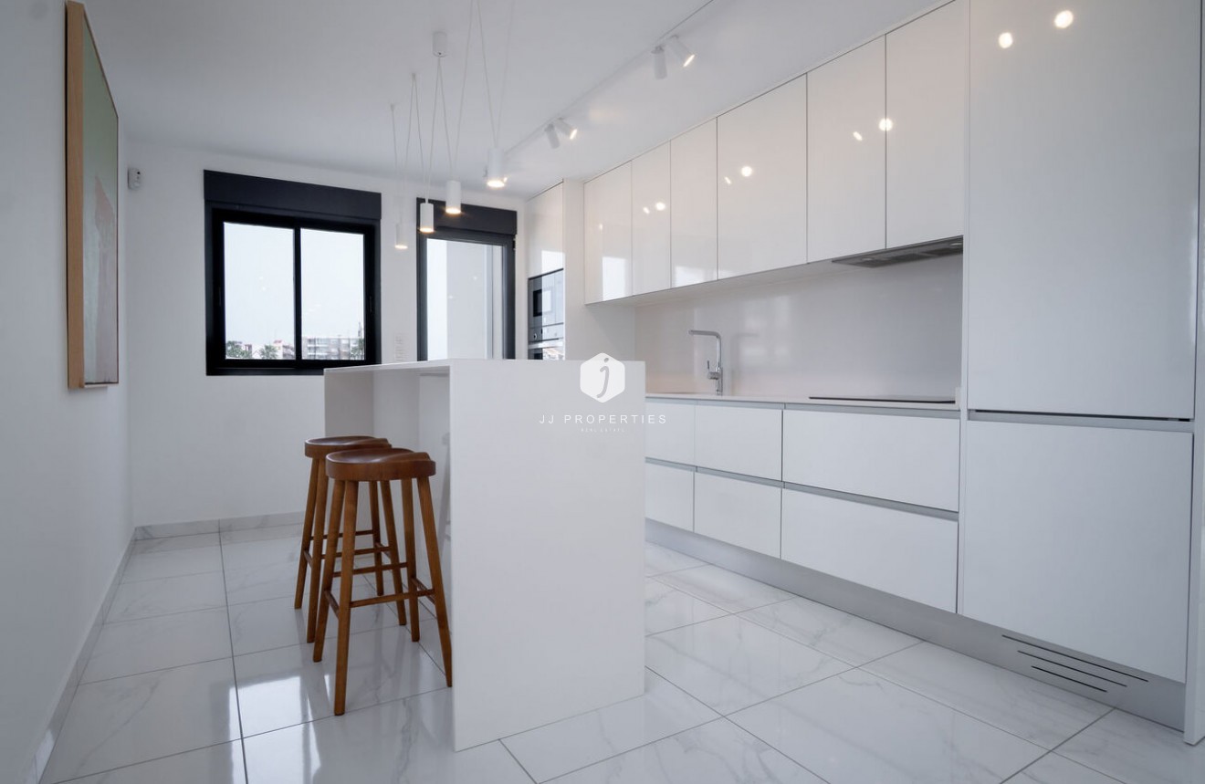 Resale - Villa -
Torrevieja - La Valeta