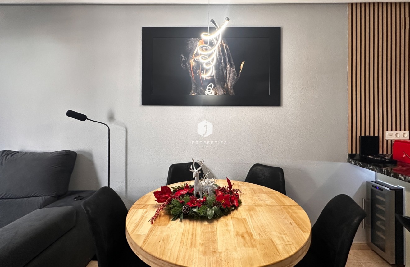 Tweedehands - Appartement / flat -
Torrevieja - Costa Blanca