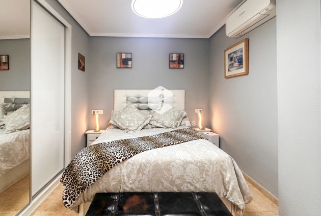 Tweedehands - Appartement / flat -
Torrevieja - Costa Blanca