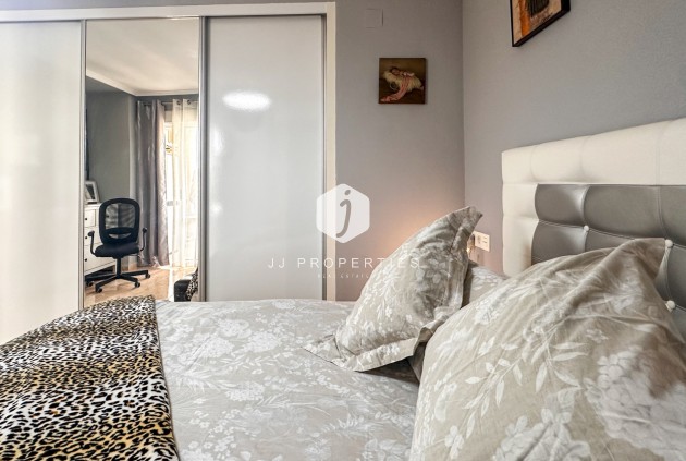 Tweedehands - Appartement / flat -
Torrevieja - Costa Blanca