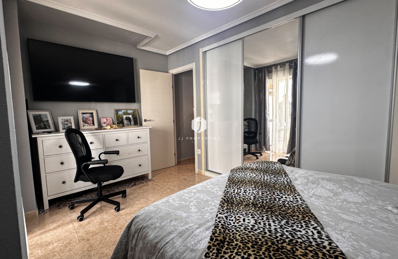 Tweedehands - Appartement / flat -
Torrevieja - Costa Blanca