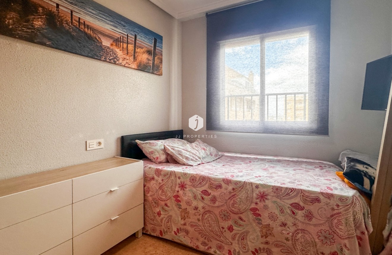 Tweedehands - Appartement / flat -
Torrevieja - Costa Blanca