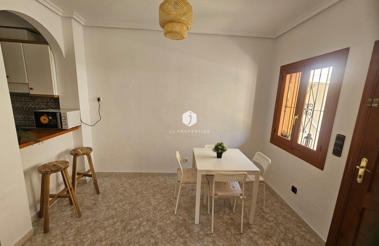 Aus zweiter Hand - Wohnung -
Orihuela Costa - Costa Blanca