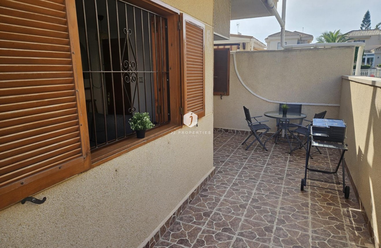 Aus zweiter Hand - Wohnung -
Orihuela Costa - Costa Blanca