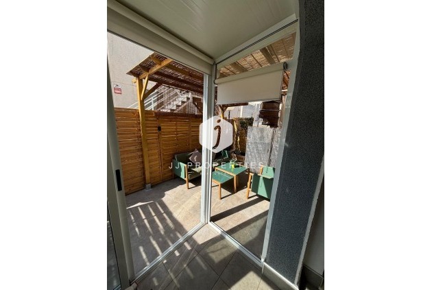 Resale - Bungalow -
Torrevieja - Los Balcones