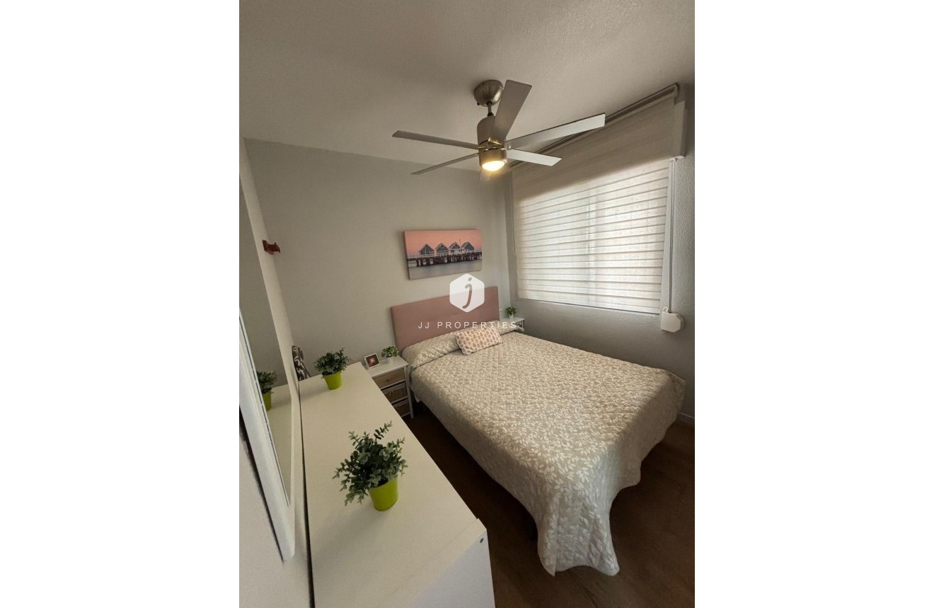 Resale - Bungalow -
Torrevieja - Los Balcones