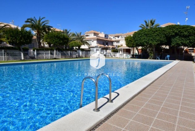 Aus zweiter Hand - Wohnung -
Orihuela Costa - La Zenia