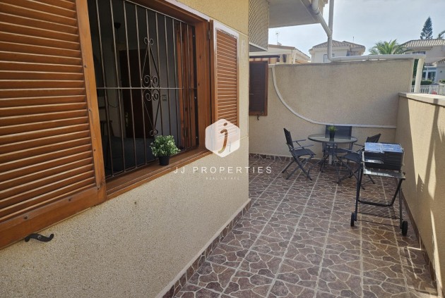 Aus zweiter Hand - Wohnung -
Orihuela Costa - La Zenia