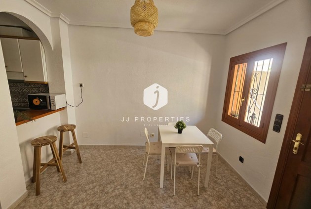 Aus zweiter Hand - Wohnung -
Orihuela Costa - La Zenia