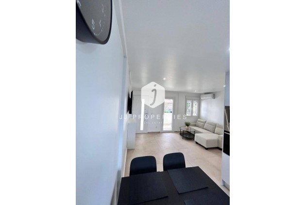 Resale - Apartment / flat -
Cabo Roig - Costa Blanca