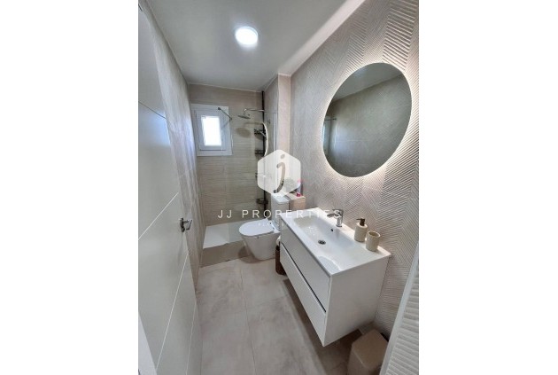 Resale - Apartment / flat -
Cabo Roig - Costa Blanca