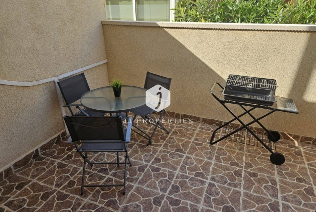 Z drugiej ręki - Bungalow -
Orihuela Costa - La Zenia