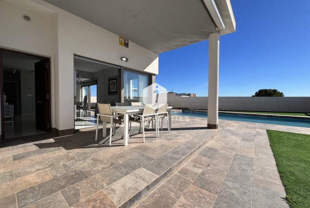 Resale - Villa -
Orihuela Costa - Costa Blanca