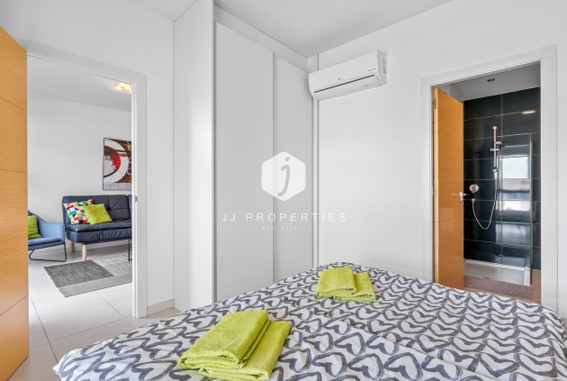 Resale - Apartment / flat -
Orihuela Costa - Costa Blanca
