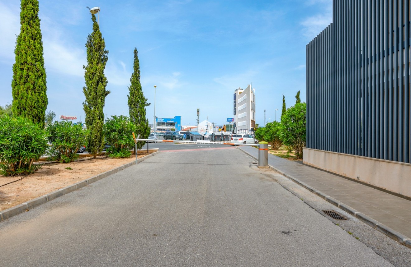 Resale - Apartment / flat -
Orihuela Costa - Costa Blanca