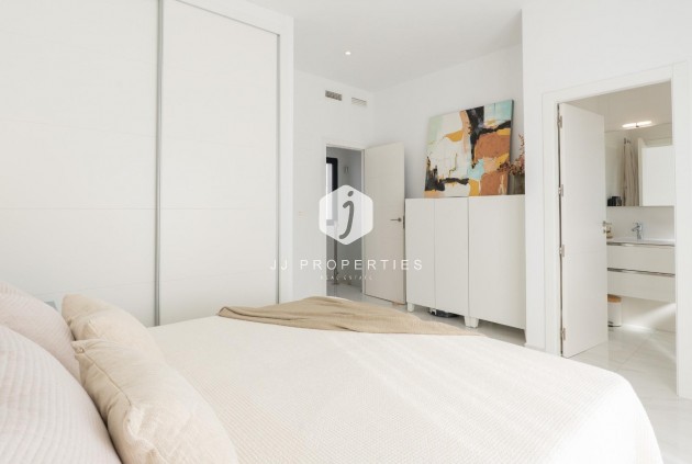 Resale - Villa -
Bigastro - D6