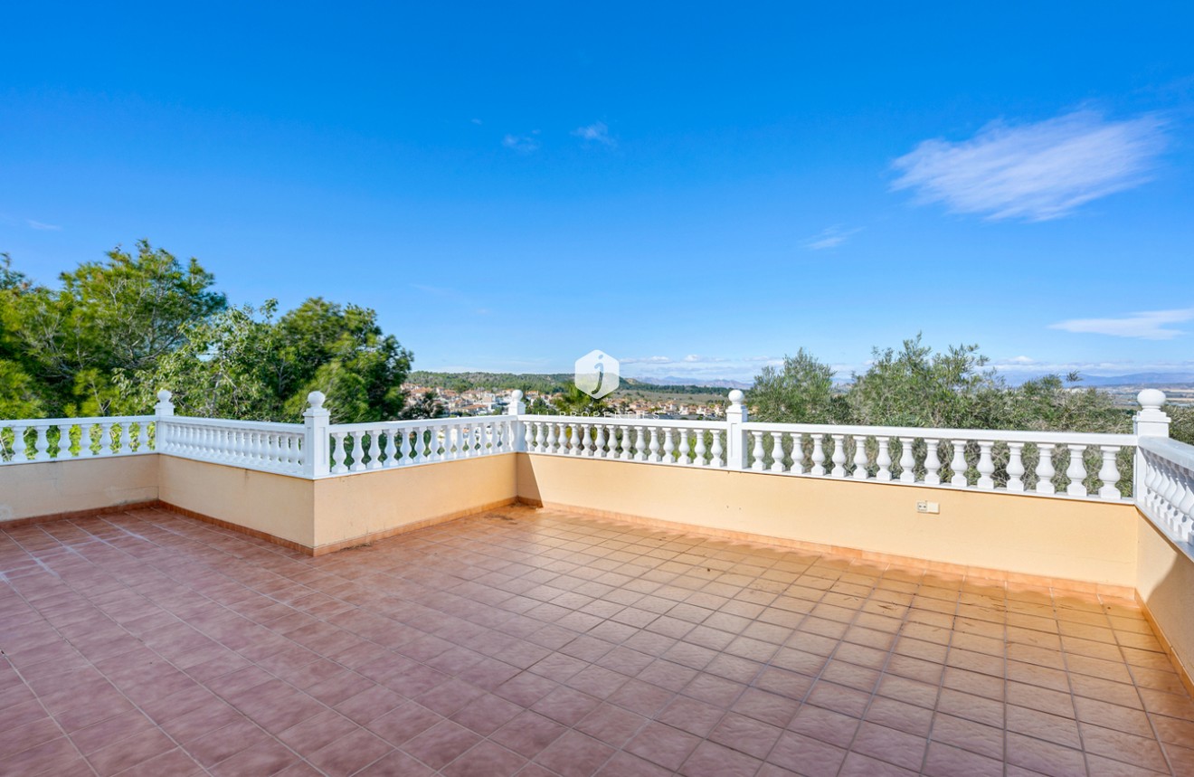Resale - Villa -
Ciudad De Las Comunicaciones - Costa Blanca