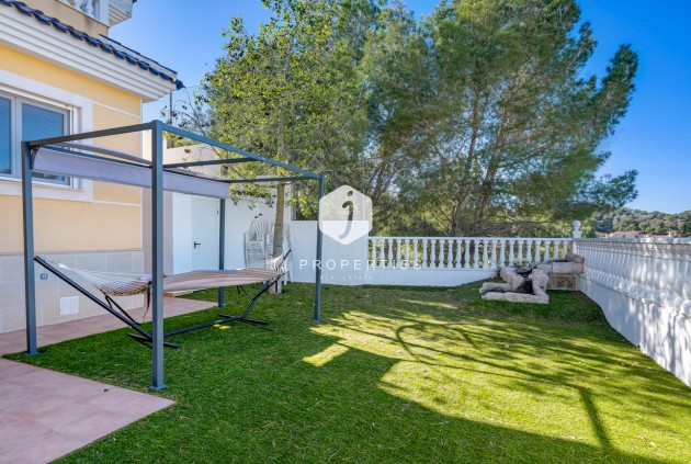 Resale - Villa -
Ciudad De Las Comunicaciones - Costa Blanca