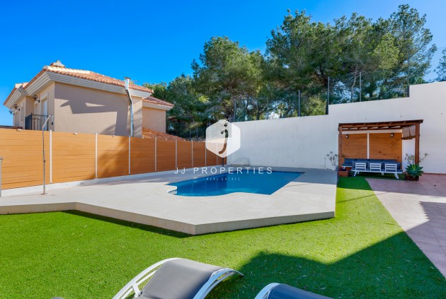 Resale - Villa -
Ciudad De Las Comunicaciones - Costa Blanca