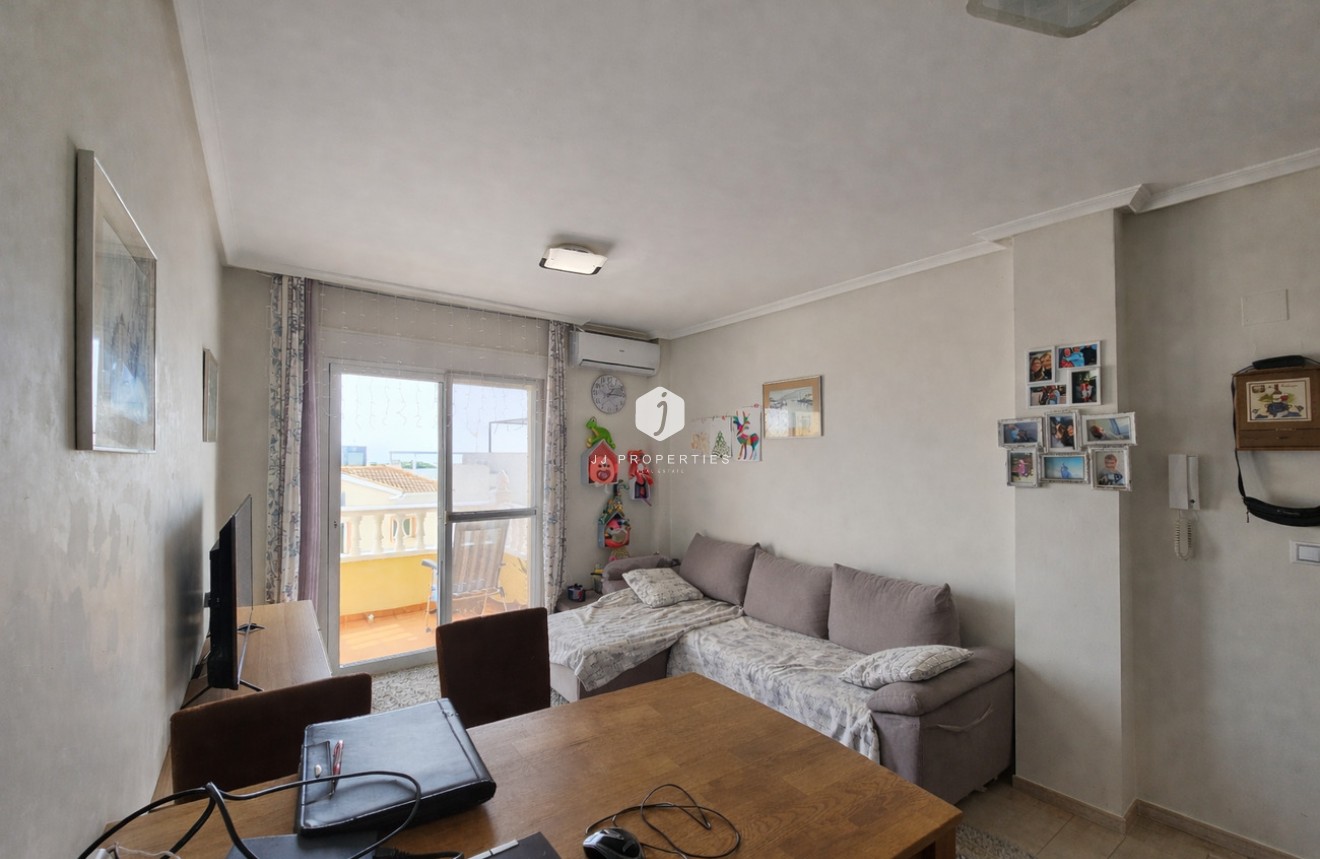 Resale - Apartment / flat -
Lomas de Caboroig - Costa Blanca