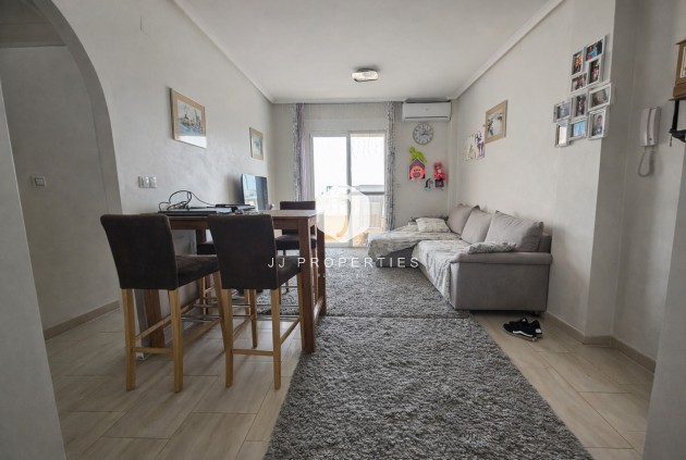 Resale - Apartment / flat -
Lomas de Caboroig - Costa Blanca