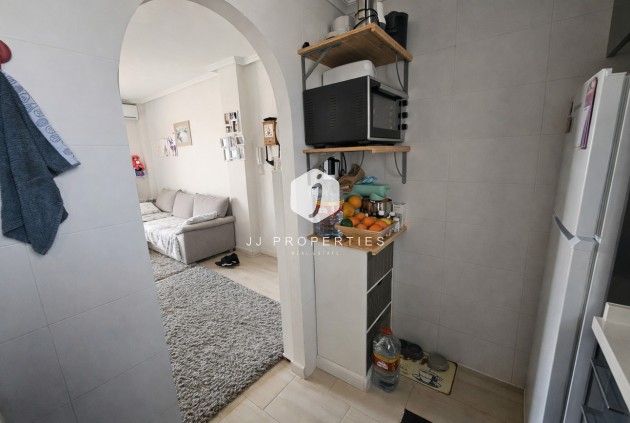 Resale - Apartment / flat -
Lomas de Caboroig - Costa Blanca