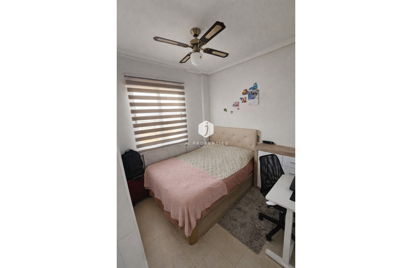 Resale - Apartment / flat -
Lomas de Caboroig - Costa Blanca