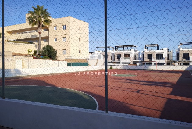 Resale - Apartment / flat -
Lomas de Caboroig - Costa Blanca