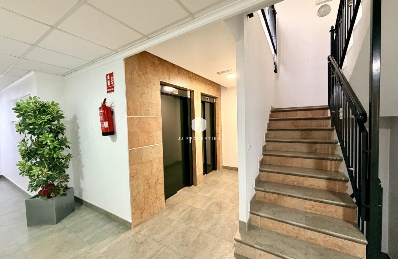 Segunda mano - Apartamento / piso -
Dolores - Costa Blanca