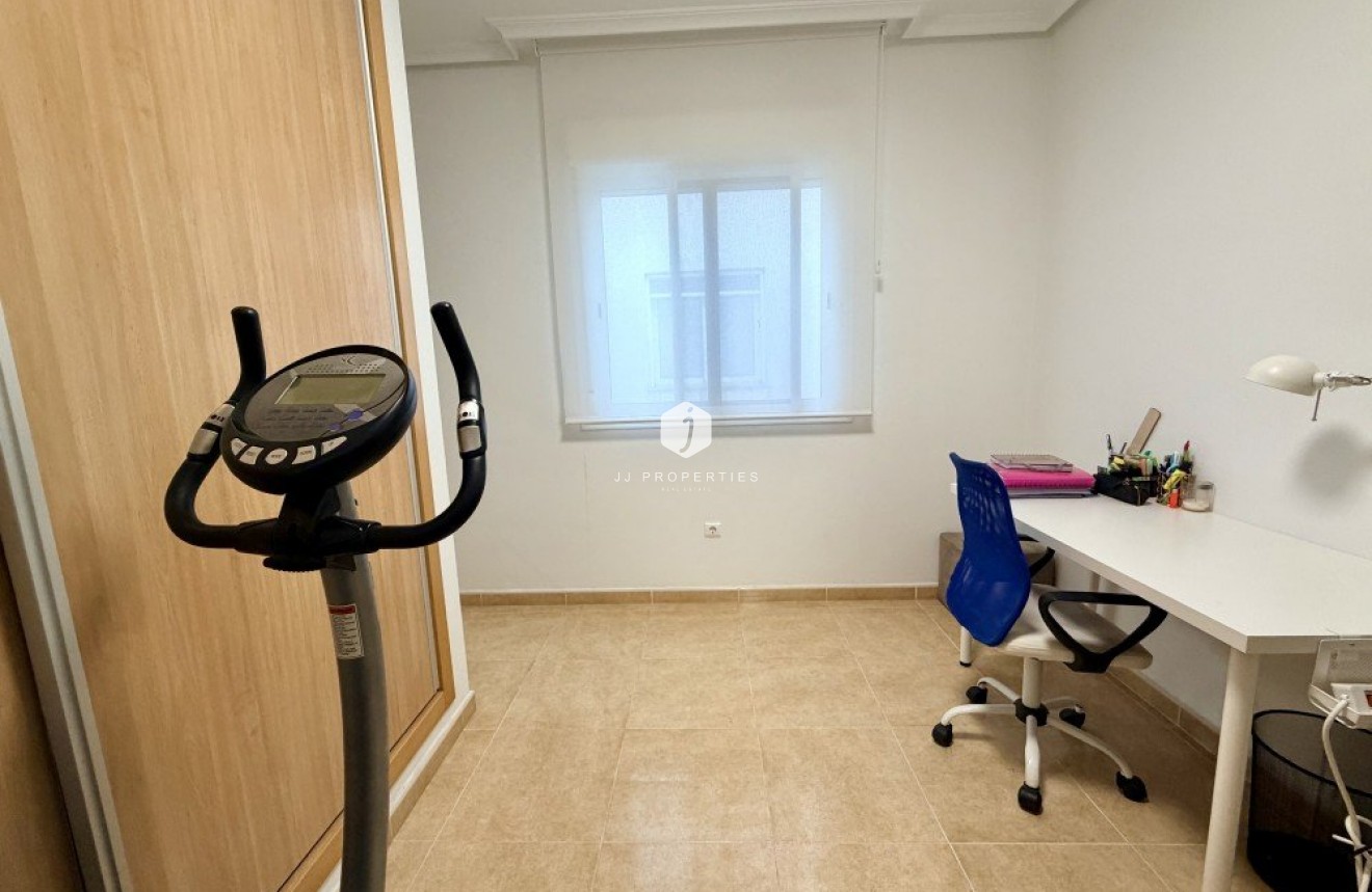 Segunda mano - Apartamento / piso -
Dolores - Costa Blanca