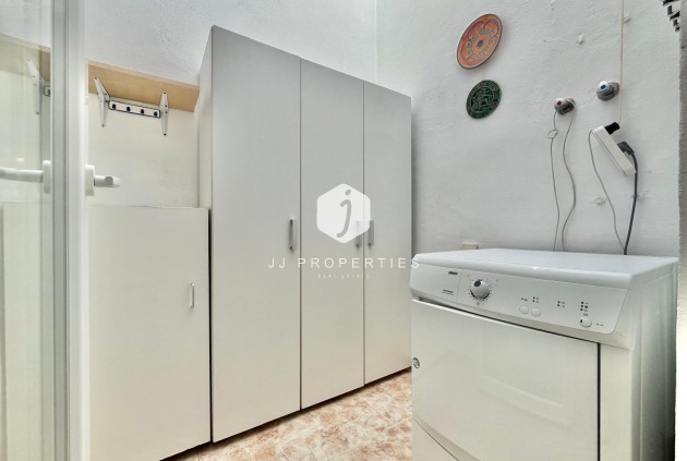 Resale - Chalet -
Orihuela Costa - Playa Flamenca