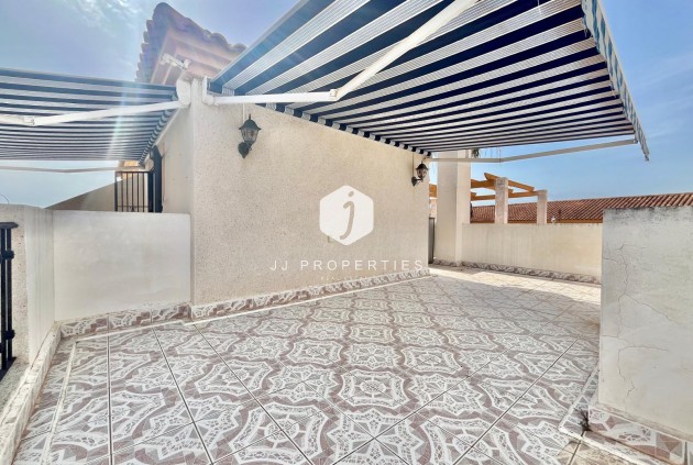 Resale - Chalet -
Orihuela Costa - Playa Flamenca