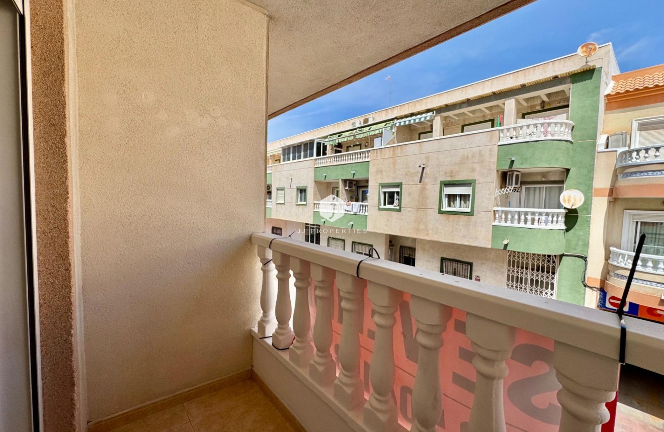 Aus zweiter Hand - Wohnung -
Torrevieja - Centro