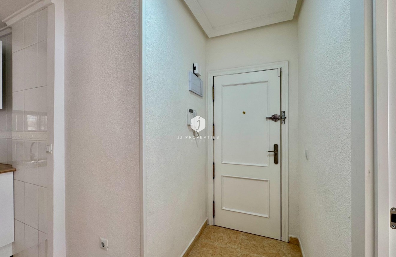 Aus zweiter Hand - Wohnung -
Torrevieja - Centro