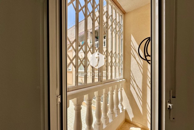 Aus zweiter Hand - Wohnung -
Torrevieja - Centro
