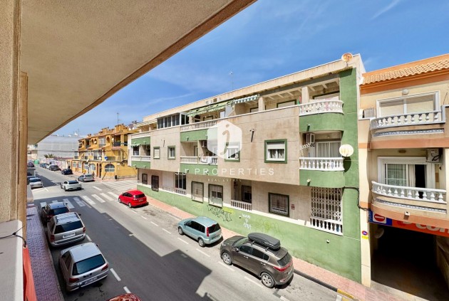 Aus zweiter Hand - Wohnung -
Torrevieja - Centro